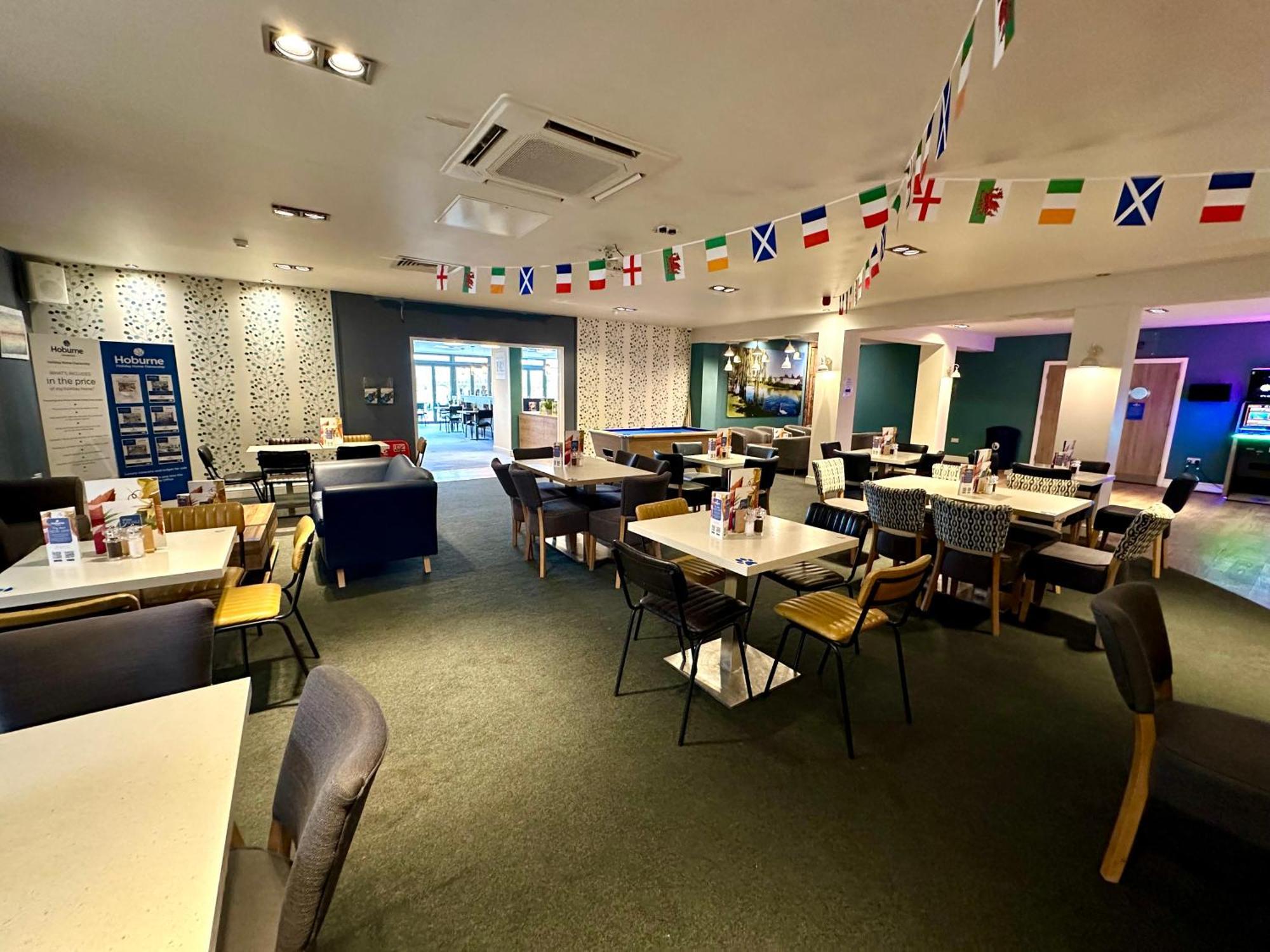 Mallard Corner, Cosy Cotswold Lakeview Lodge Саут-Керни Экстерьер фото